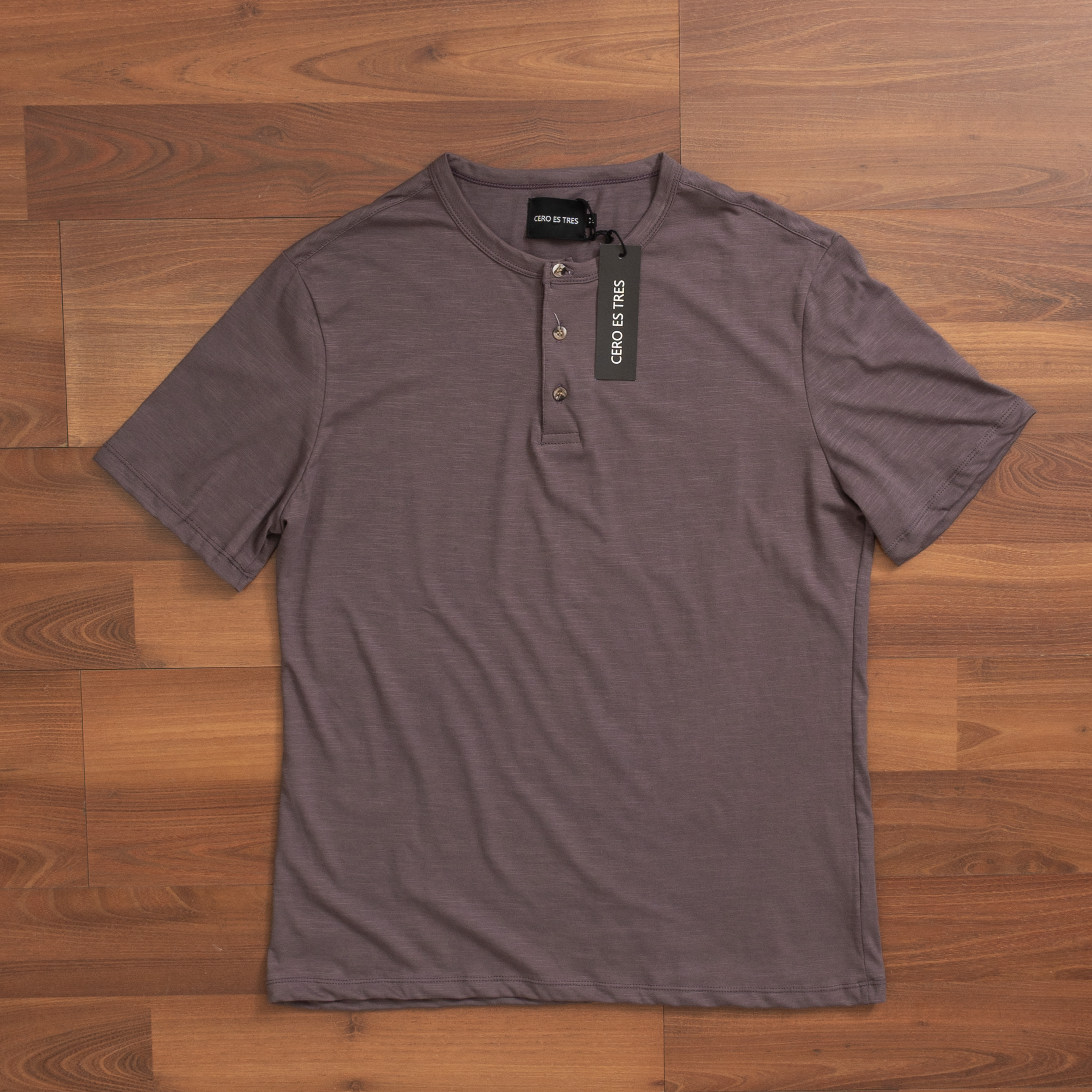 REMERA SAND GRIS
