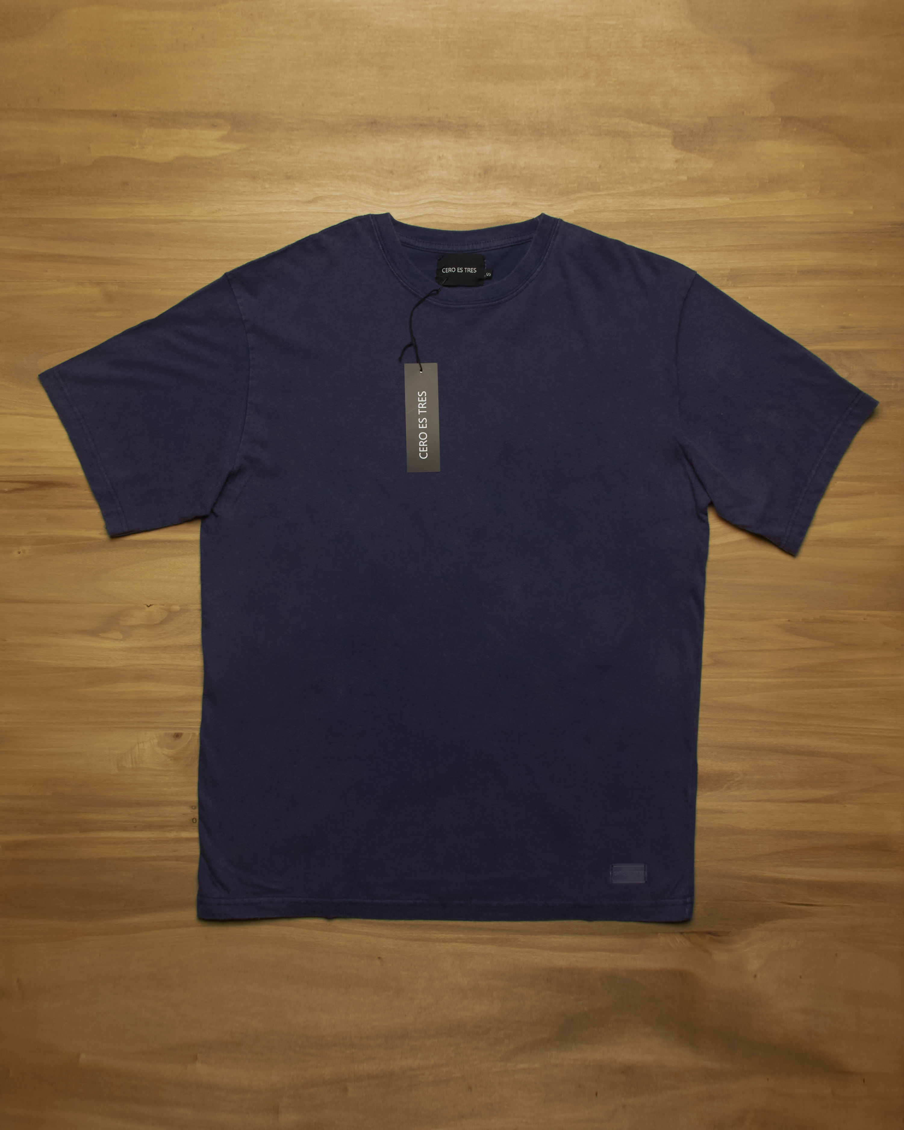 REMERA FRAPPE AZUL MARINO