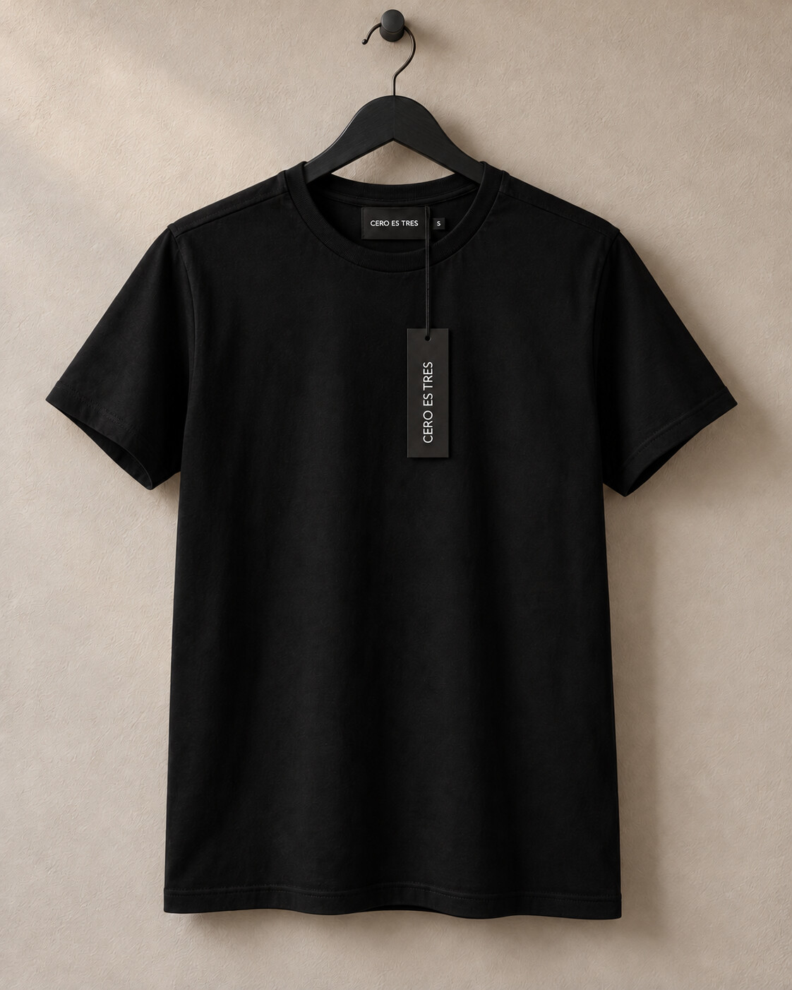 REMERA BASIC NEGRO